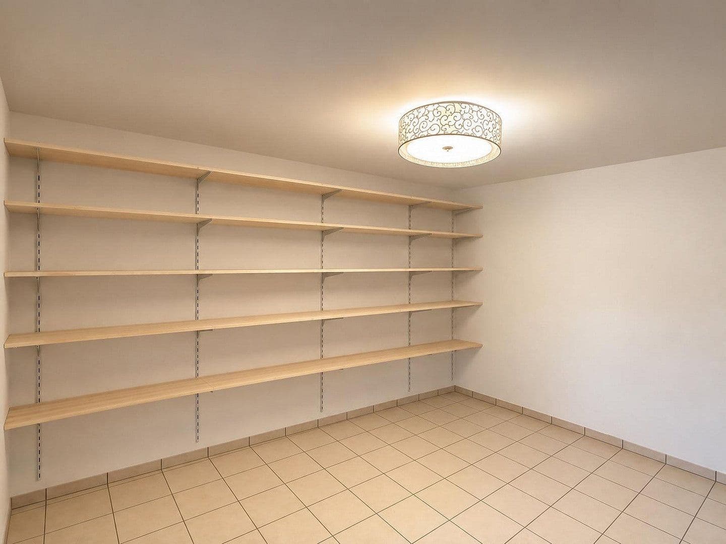 Prodej domu 350 m², pozemek 555 m², Hennef (Sieg), Severní Porýní-Vestfálsko Prodej domu 350 m², pozemek 555 m², Hennef (Sieg), Severní Porýní-Vestfálsko