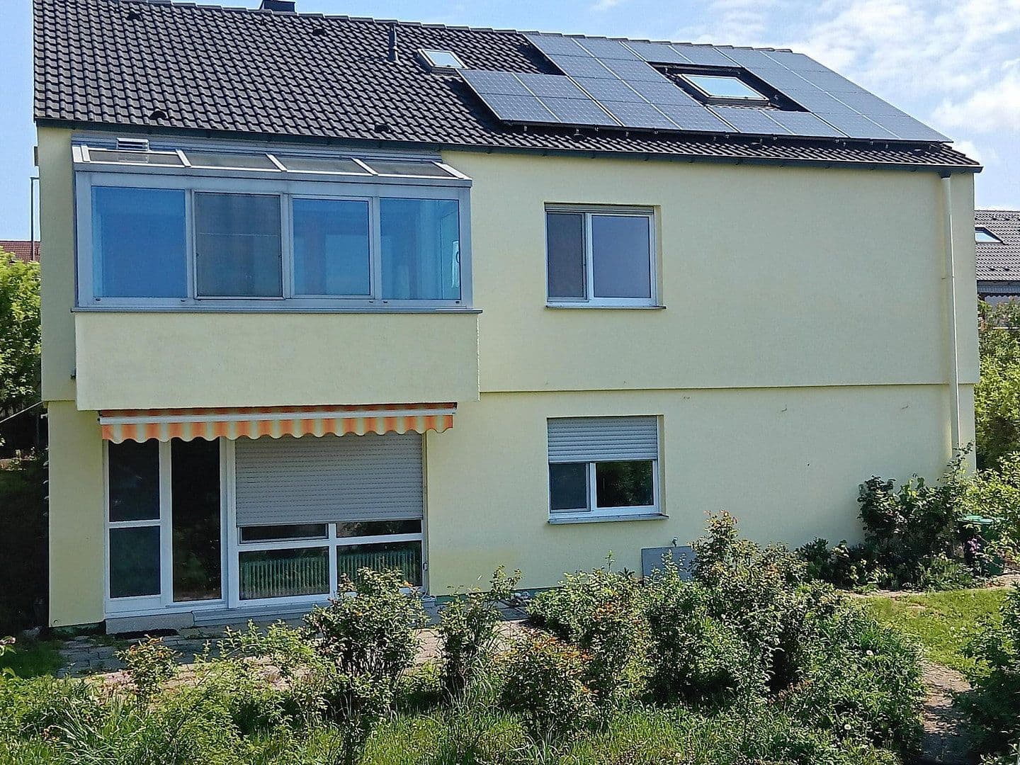 Prodej domu 181 m², pozemek 670 m², Ahornweg 5, Memmelsdorf, Bavorsko Prodej domu 181 m², pozemek 670 m², Ahornweg 5, Memmelsdorf, Bavorsko