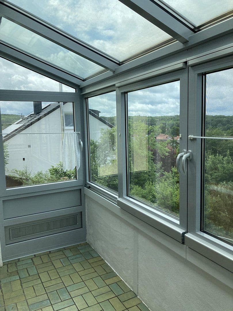 Prodej domu 181 m², pozemek 670 m², Ahornweg 5, Memmelsdorf, Bavorsko Prodej domu 181 m², pozemek 670 m², Ahornweg 5, Memmelsdorf, Bavorsko