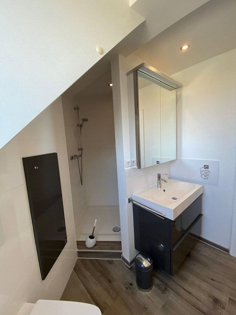 Pronájem bytu 4+1 85 m², Hedwigstraße 7, Braunschweig, Dolní Sasko Pronájem bytu 4+1 85 m², Hedwigstraße 7, Braunschweig, Dolní Sasko