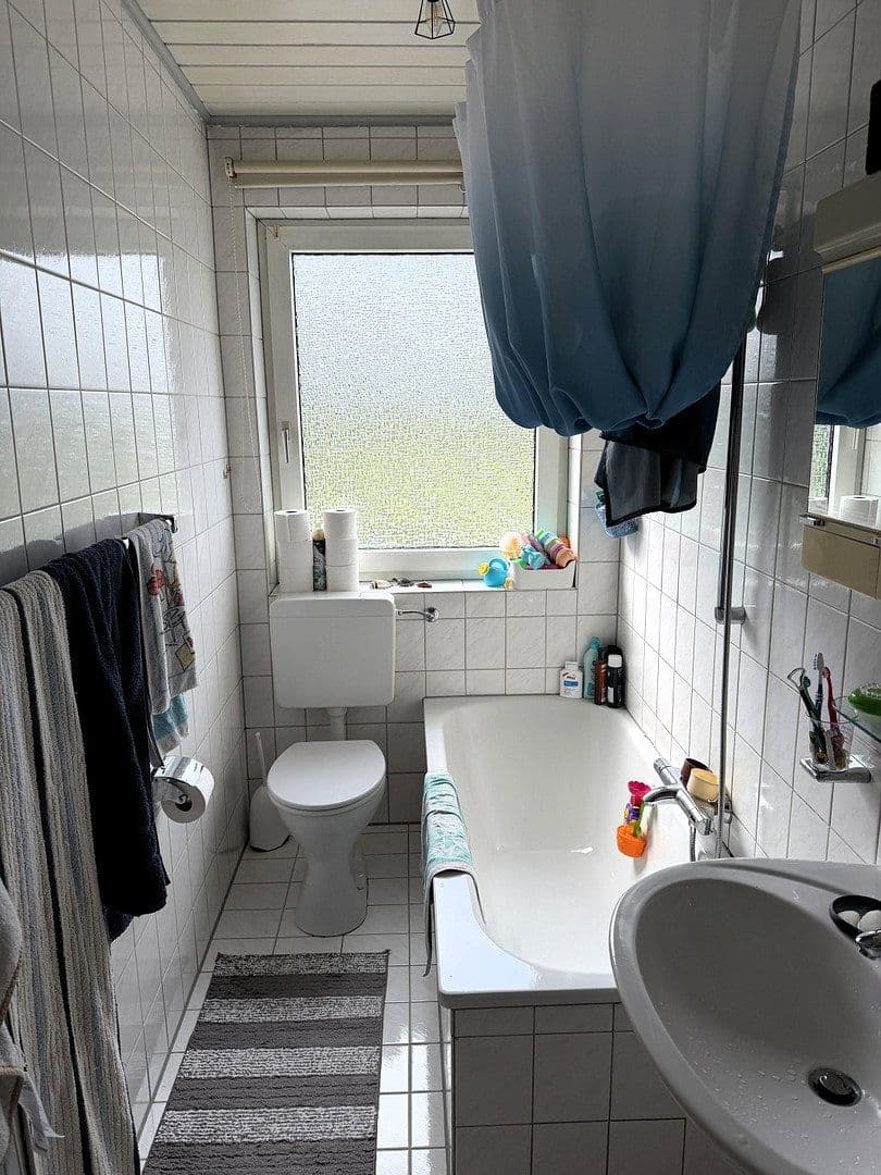 Pronájem bytu 3+1 65 m², Würselen, Severní Porýní-Vestfálsko Pronájem bytu 3+1 65 m², Würselen, Severní Porýní-Vestfálsko