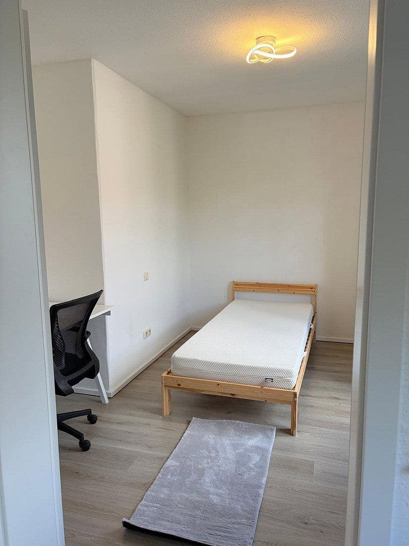 Pronájem bytu 52 m², Schweinauer Hauptstraße 39b, Nürnberg, Bavorsko Pronájem bytu 52 m², Schweinauer Hauptstraße 39b, Nürnberg, Bavorsko