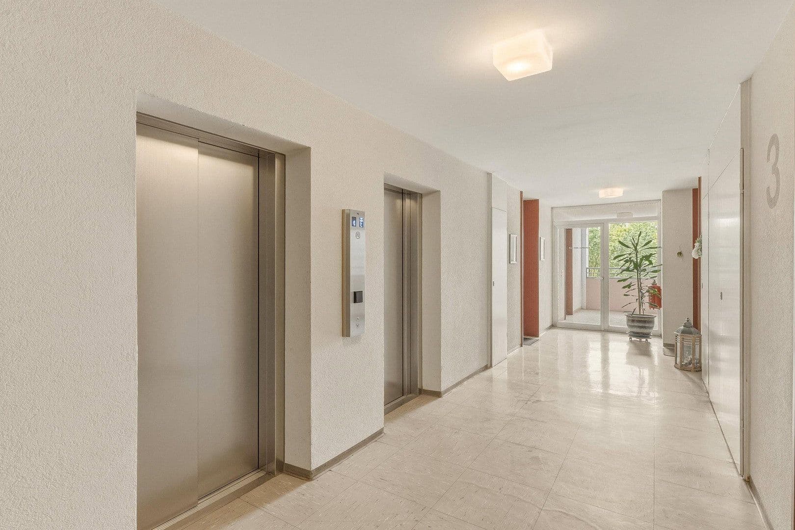 Prodej bytu 2+1 59 m², Rangenbergerstr 20, Reutlingen, Bádensko-Württembersko Prodej bytu 2+1 59 m², Rangenbergerstr 20, Reutlingen, Bádensko-Württembersko