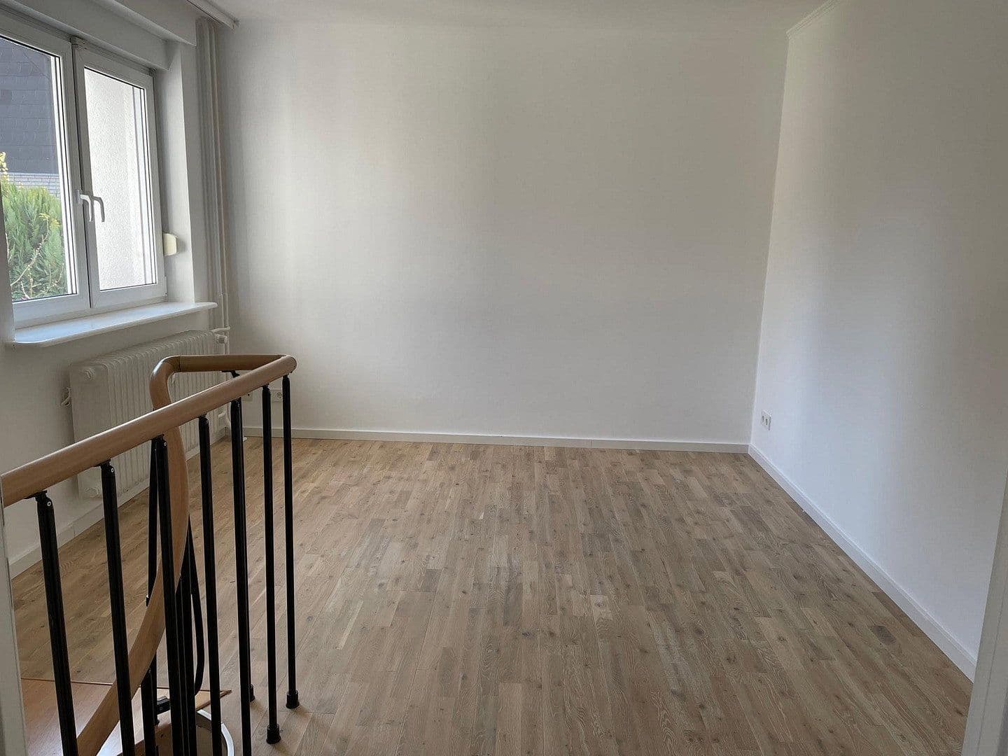 Pronájem bytu 4+1 111 m², Rudower Str. 178A, Berlin, Berlín Pronájem bytu 4+1 111 m², Rudower Str. 178A, Berlin, Berlín