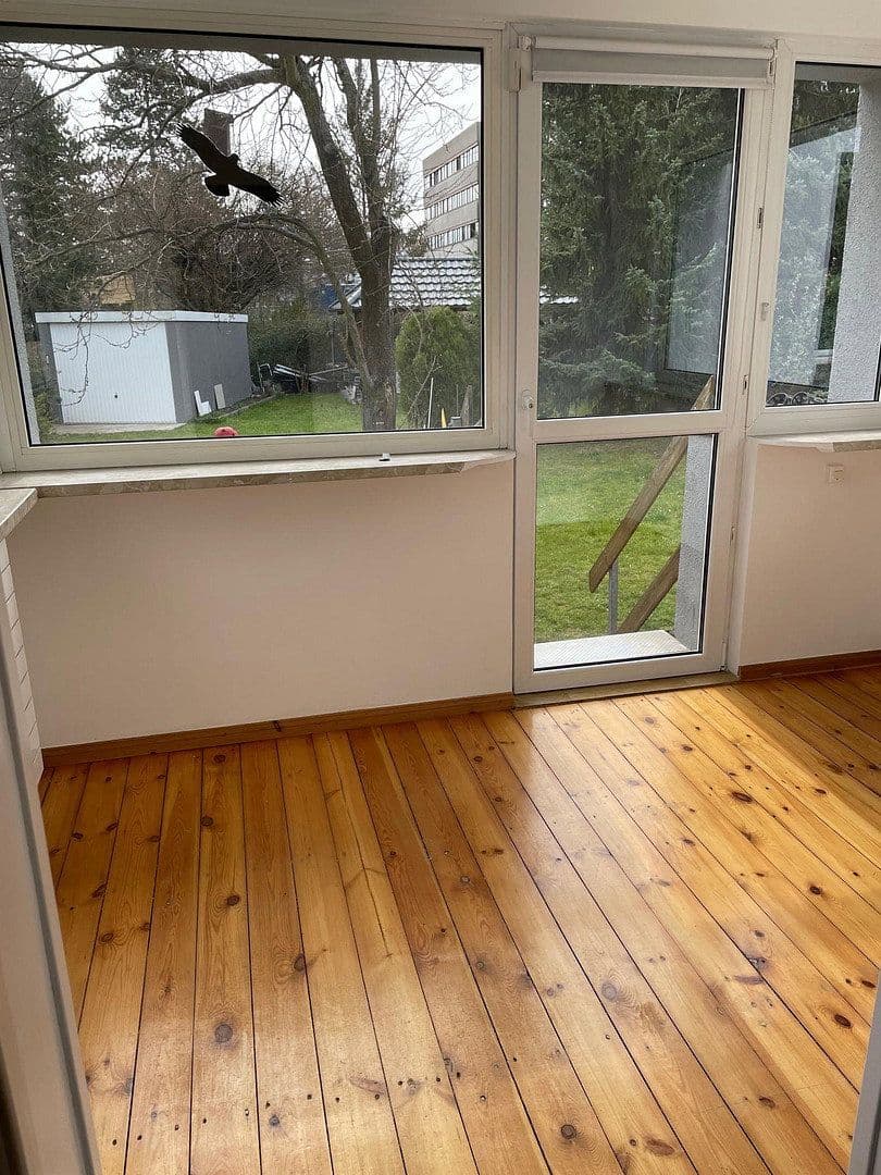 Pronájem bytu 4+1 111 m², Rudower Str. 178A, Berlin, Berlín Pronájem bytu 4+1 111 m², Rudower Str. 178A, Berlin, Berlín