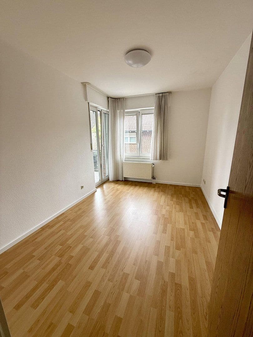 Pronájem bytu 3+1 81 m², Am Jröne Meerke 28, Neuss, Severní Porýní-Vestfálsko Pronájem bytu 3+1 81 m², Am Jröne Meerke 28, Neuss, Severní Porýní-Vestfálsko