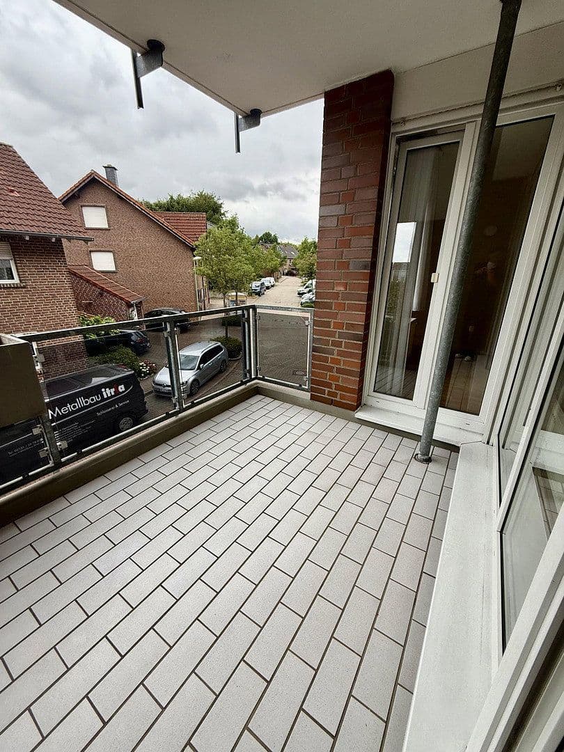 Pronájem bytu 3+1 81 m², Am Jröne Meerke 28, Neuss, Severní Porýní-Vestfálsko Pronájem bytu 3+1 81 m², Am Jröne Meerke 28, Neuss, Severní Porýní-Vestfálsko