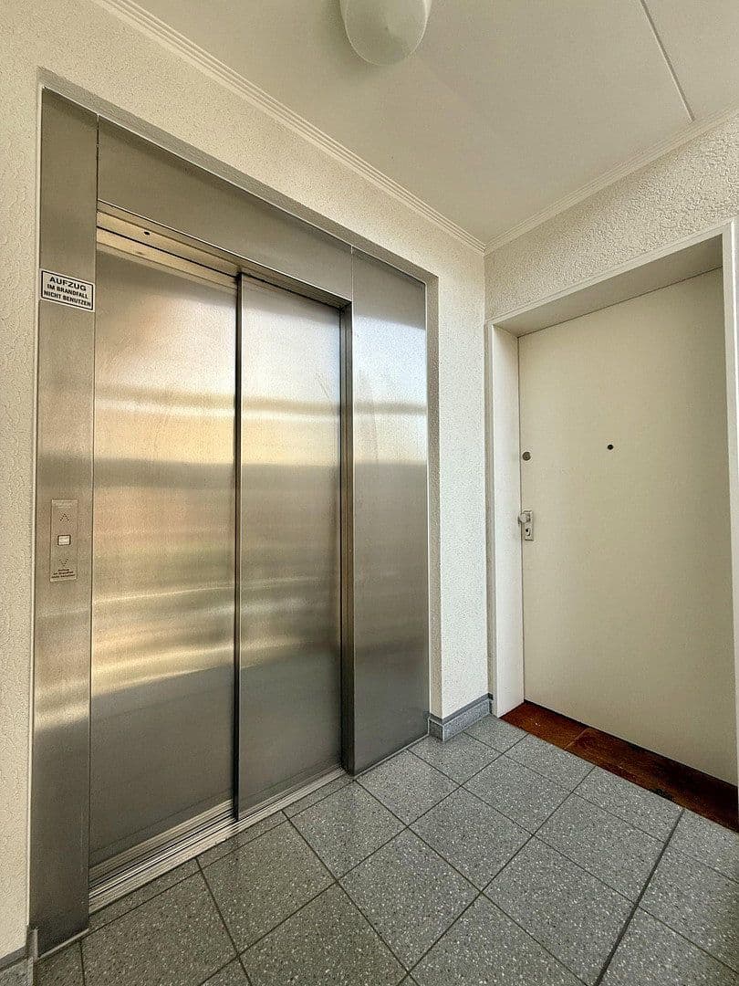 Pronájem bytu 3+1 81 m², Am Jröne Meerke 28, Neuss, Severní Porýní-Vestfálsko Pronájem bytu 3+1 81 m², Am Jröne Meerke 28, Neuss, Severní Porýní-Vestfálsko