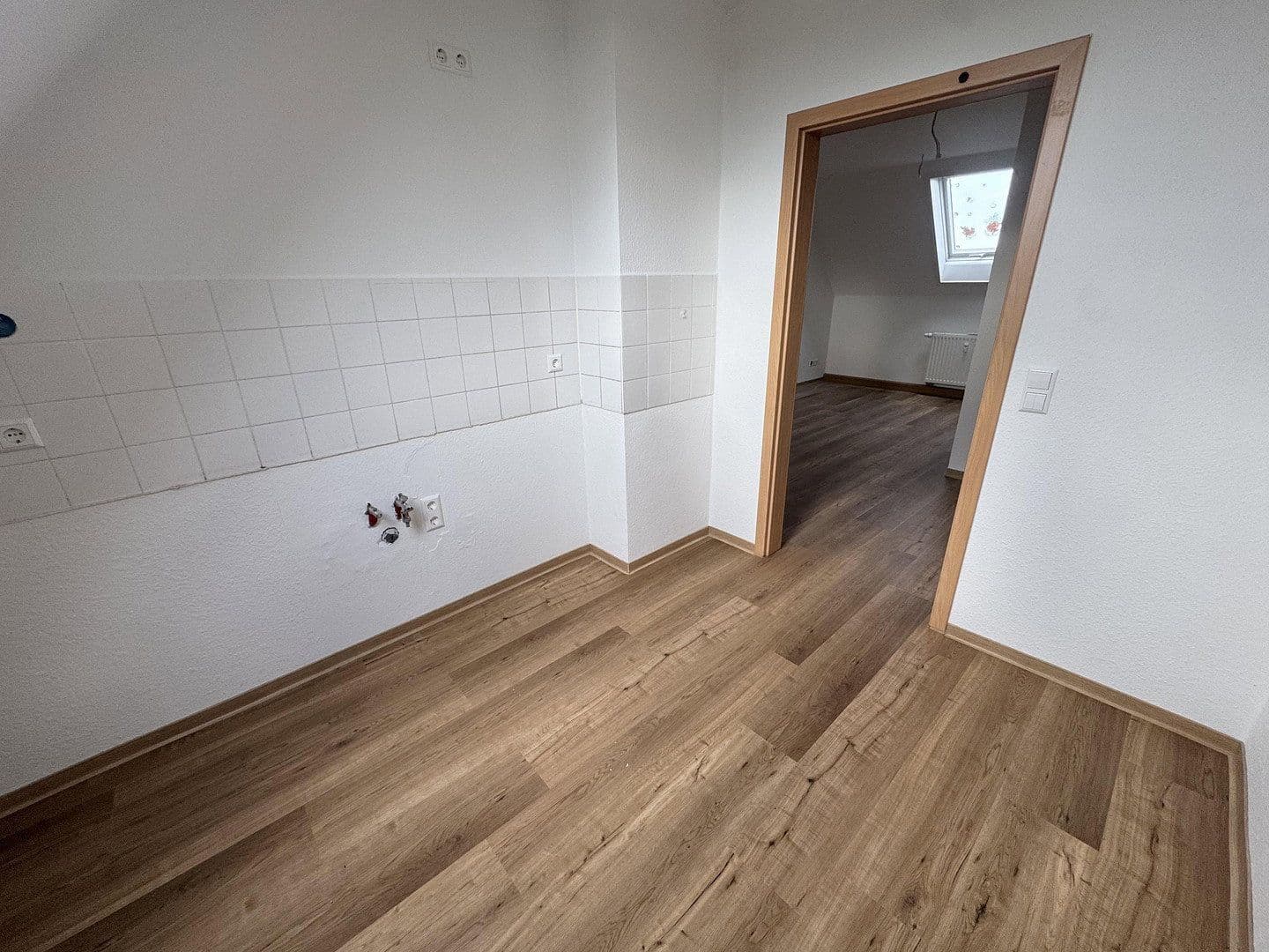 Pronájem bytu 3+kk 64 m², Langenbernsdorf, Sasko Pronájem bytu 3+kk 64 m², Langenbernsdorf, Sasko