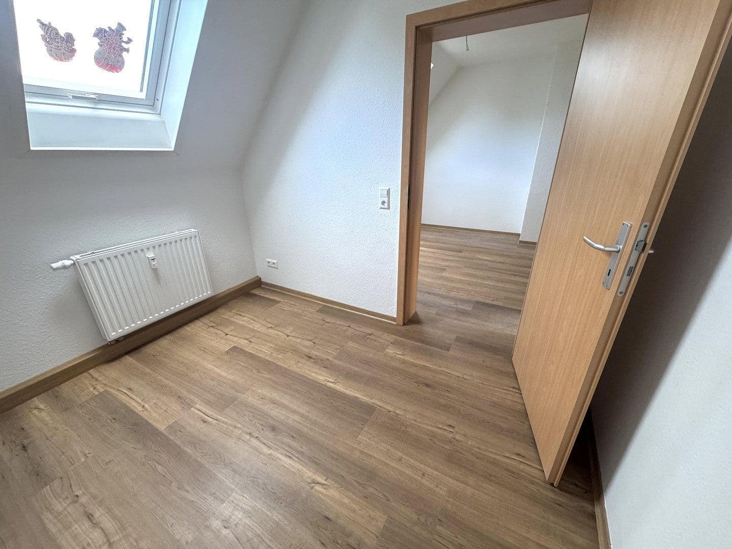 Pronájem bytu 3+kk 64 m², Langenbernsdorf, Sasko Pronájem bytu 3+kk 64 m², Langenbernsdorf, Sasko