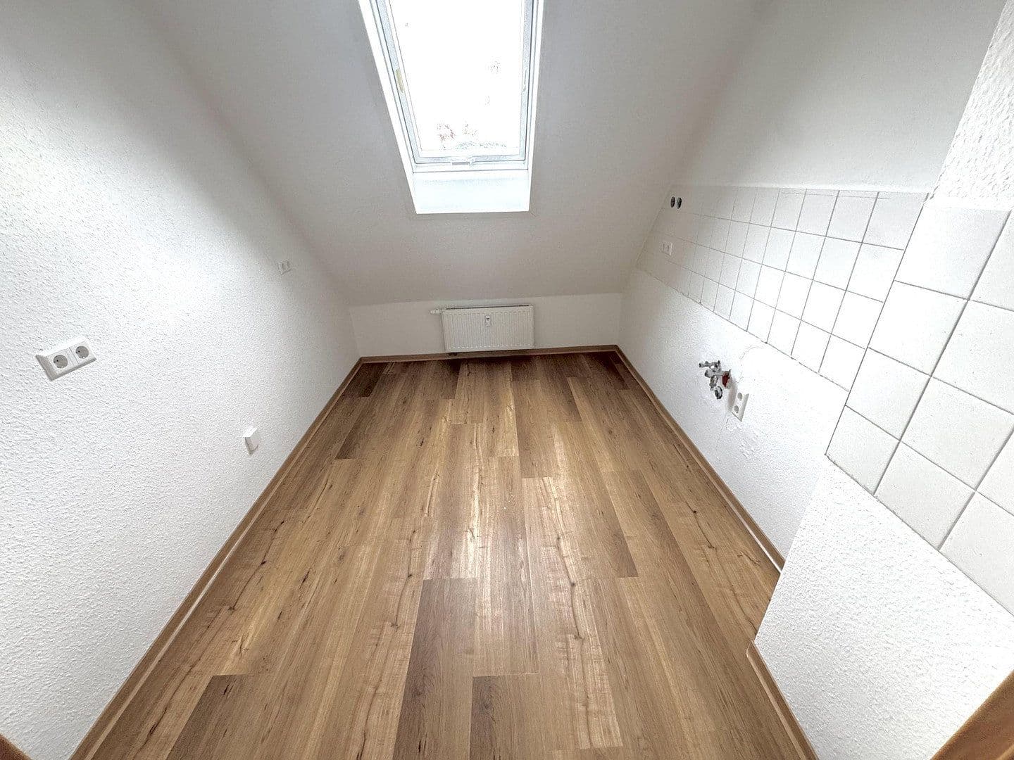 Pronájem bytu 3+kk 64 m², Langenbernsdorf, Sasko Pronájem bytu 3+kk 64 m², Langenbernsdorf, Sasko