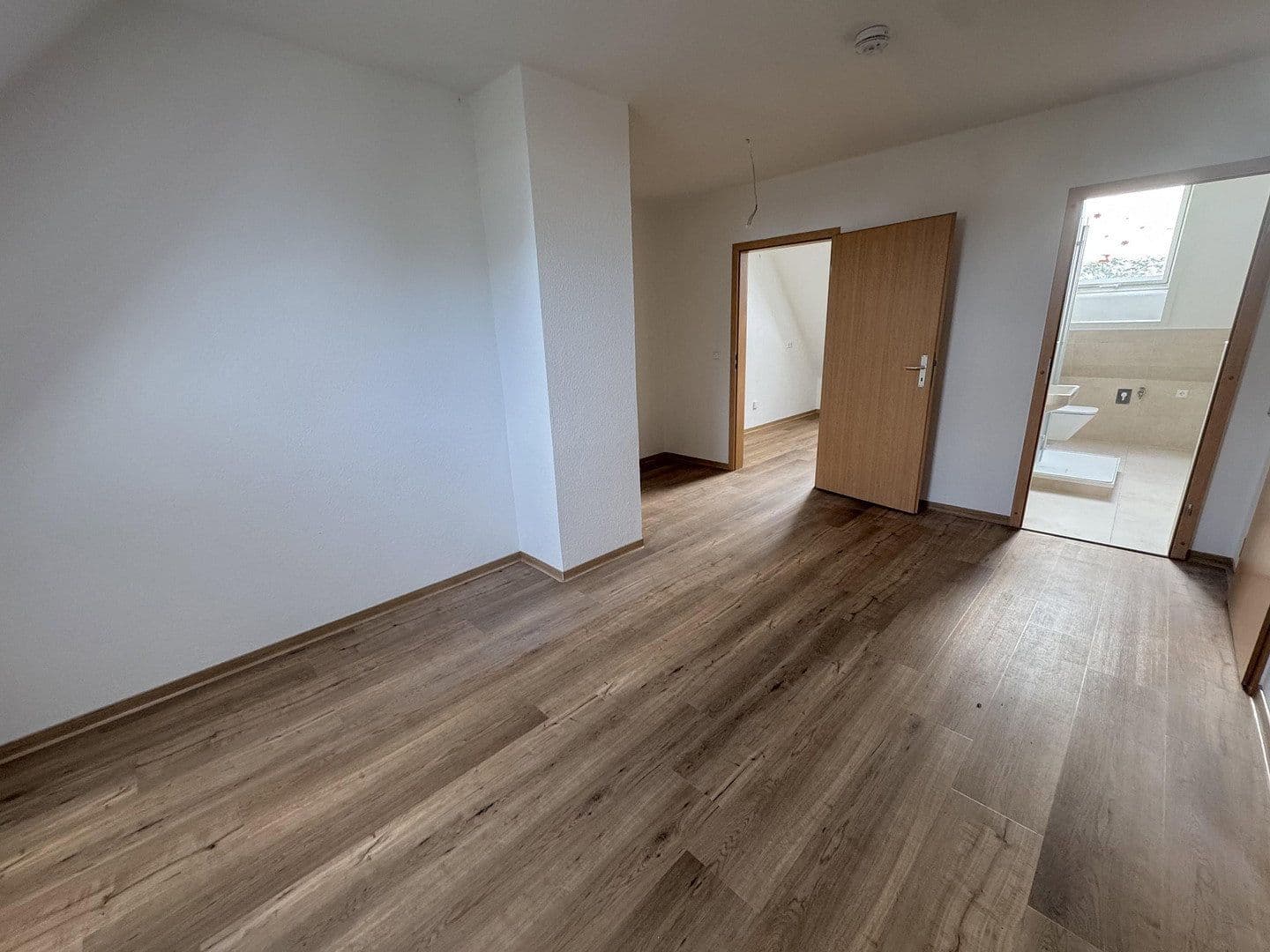 Pronájem bytu 3+kk 64 m², Langenbernsdorf, Sasko Pronájem bytu 3+kk 64 m², Langenbernsdorf, Sasko