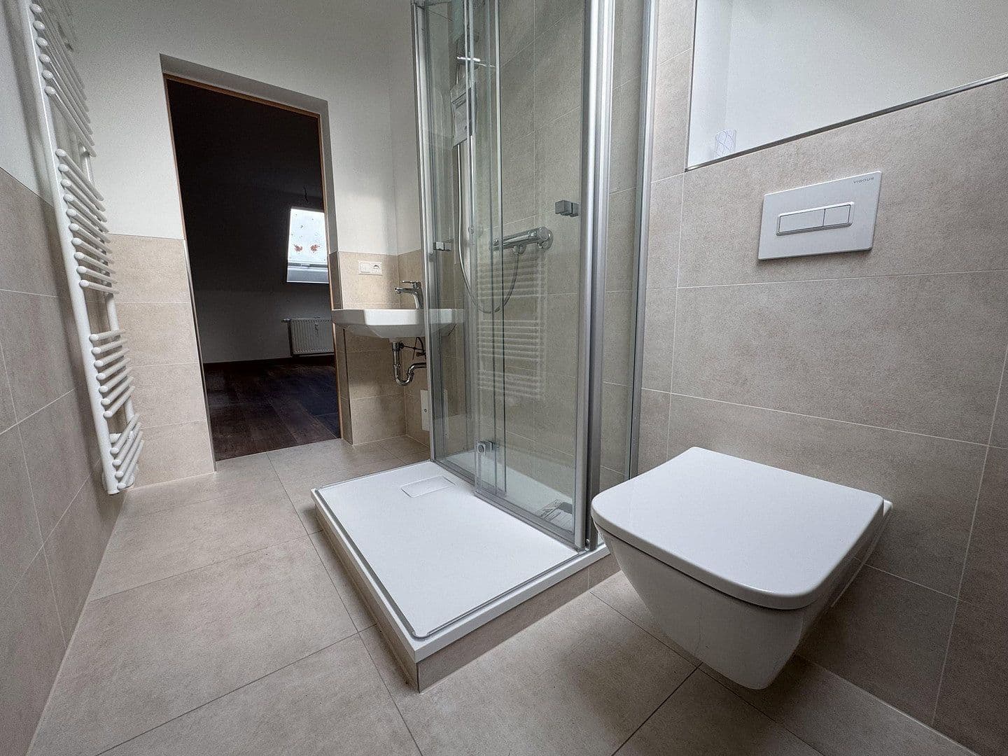Pronájem bytu 3+kk 64 m², Langenbernsdorf, Sasko Pronájem bytu 3+kk 64 m², Langenbernsdorf, Sasko