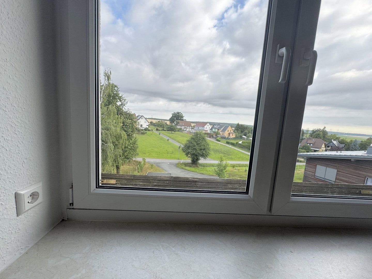 Pronájem bytu 3+kk 64 m², Langenbernsdorf, Sasko Pronájem bytu 3+kk 64 m², Langenbernsdorf, Sasko
