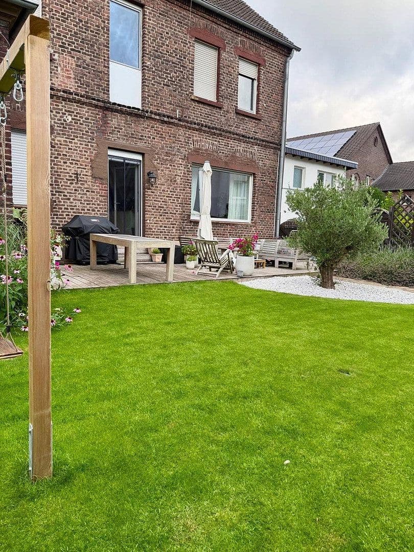 Pronájem bytu 4+1 105 m², Dortmund, Severní Porýní-Vestfálsko Pronájem bytu 4+1 105 m², Dortmund, Severní Porýní-Vestfálsko