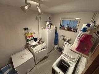 Prodej domu 156 m², pozemek 593 m², Mittelstraße 4, Hirschstein, Sasko Prodej domu 156 m², pozemek 593 m², Mittelstraße 4, Hirschstein, Sasko