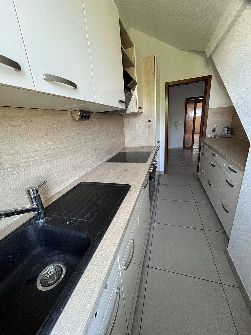 Pronájem bytu 2+1 61 m², Kraichtal, Bádensko-Württembersko Pronájem bytu 2+1 61 m², Kraichtal, Bádensko-Württembersko