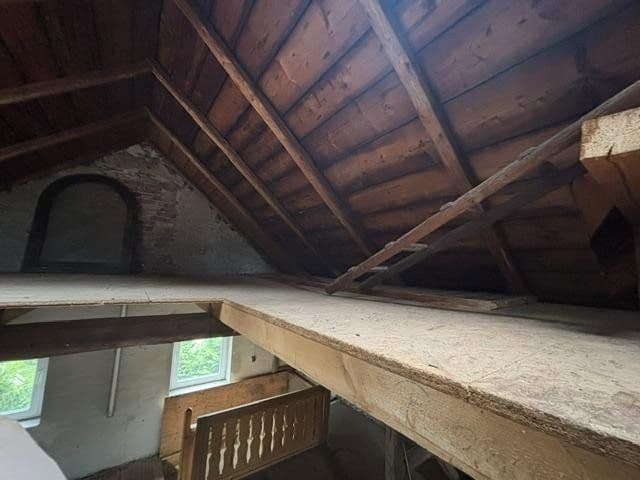 Prodej domu 357 m², pozemek 1.824 m², Hauptstraße 25, Breitenbrunn/Erzgebirge, Sasko Prodej domu 357 m², pozemek 1.824 m², Hauptstraße 25, Breitenbrunn/Erzgebirge, Sasko