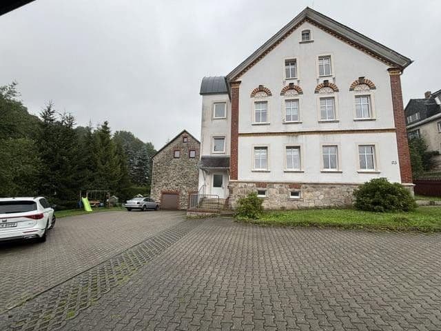 Prodej domu 357 m², pozemek 1.824 m², Hauptstraße 25, Breitenbrunn/Erzgebirge, Sasko Prodej domu 357 m², pozemek 1.824 m², Hauptstraße 25, Breitenbrunn/Erzgebirge, Sasko