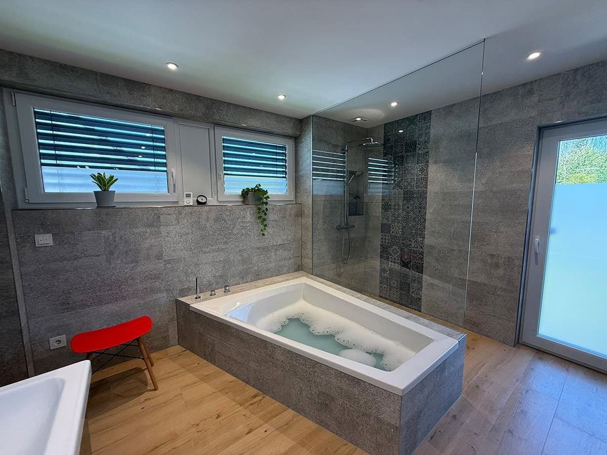 Prodej domu 191 m², pozemek 808 m², Bad Krozingen, Bádensko-Württembersko Prodej domu 191 m², pozemek 808 m², Bad Krozingen, Bádensko-Württembersko