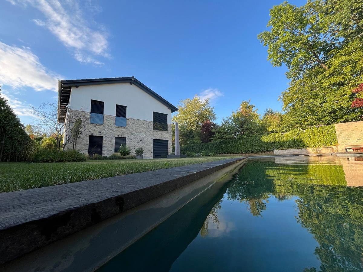 Prodej domu 191 m², pozemek 808 m², Bad Krozingen, Bádensko-Württembersko Prodej domu 191 m², pozemek 808 m², Bad Krozingen, Bádensko-Württembersko