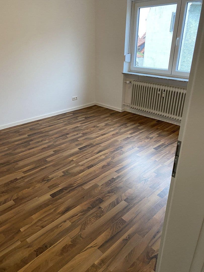 Pronájem bytu 3+1 76 m², Essenheim, Porýní-Falc Pronájem bytu 3+1 76 m², Essenheim, Porýní-Falc