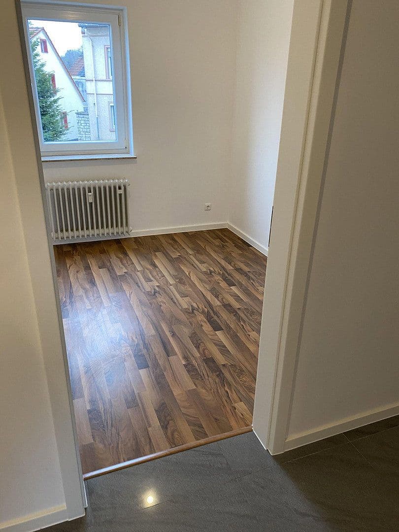 Pronájem bytu 3+1 76 m², Essenheim, Porýní-Falc Pronájem bytu 3+1 76 m², Essenheim, Porýní-Falc