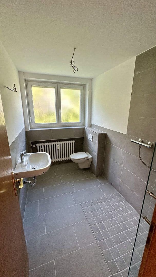 Pronájem bytu 4+1 112 m², Gerbrunn, Bavorsko Pronájem bytu 4+1 112 m², Gerbrunn, Bavorsko