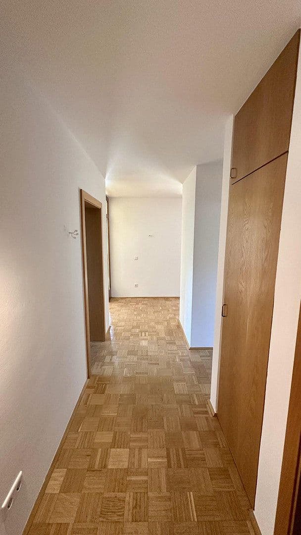 Pronájem bytu 4+1 112 m², Gerbrunn, Bavorsko Pronájem bytu 4+1 112 m², Gerbrunn, Bavorsko