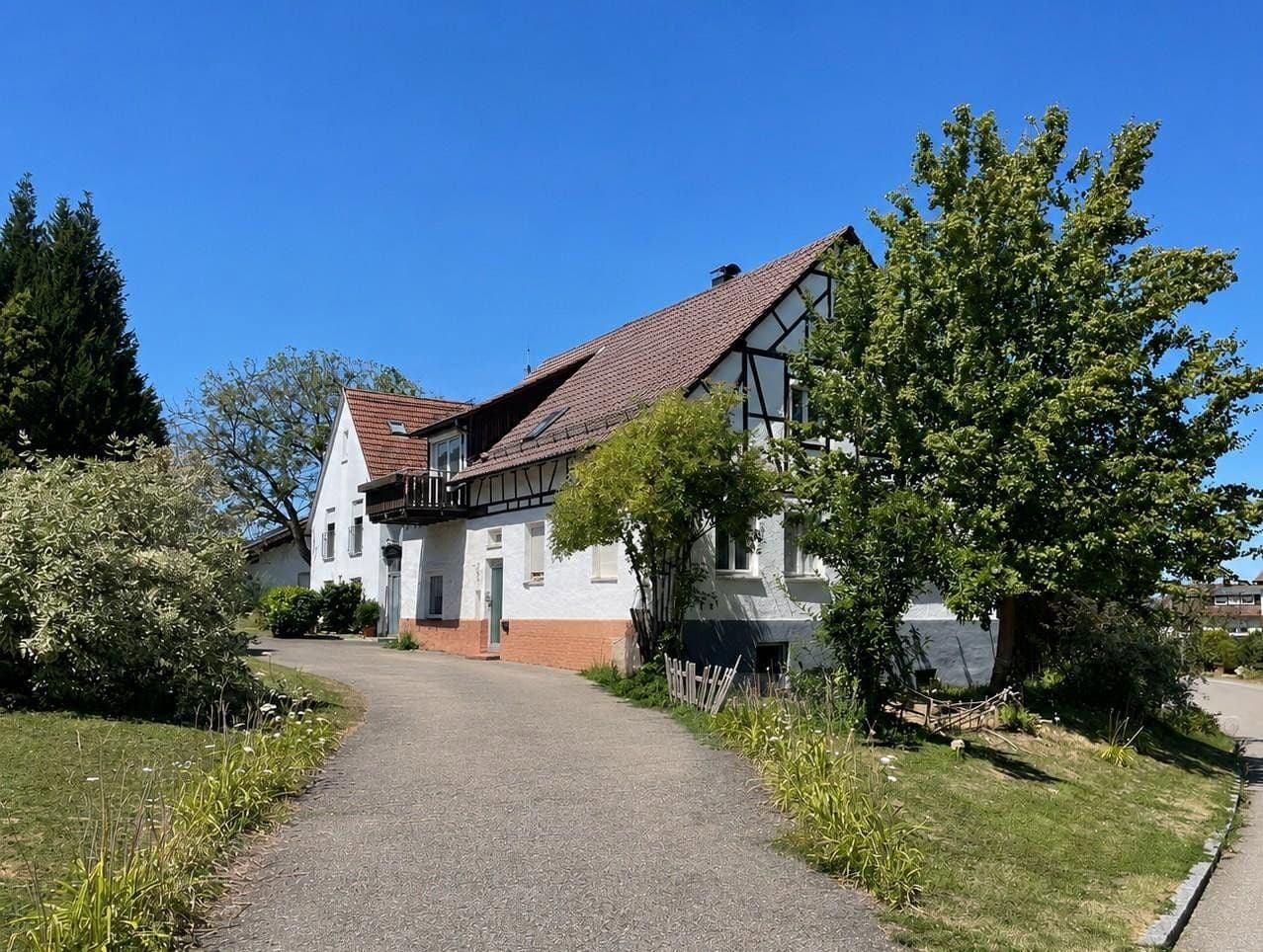 Prodej domu 197 m², pozemek 445 m², Eberdinger Weg 9, Ditzingen, Bádensko-Württembersko Prodej domu 197 m², pozemek 445 m², Eberdinger Weg 9, Ditzingen, Bádensko-Württembersko