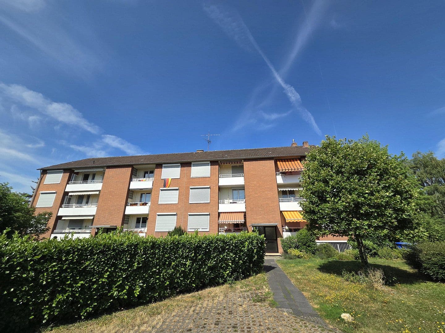 Prodej bytu 3+1 69 m², Kronenweg 50, Wesseling, Severní Porýní-Vestfálsko Prodej bytu 3+1 69 m², Kronenweg 50, Wesseling, Severní Porýní-Vestfálsko