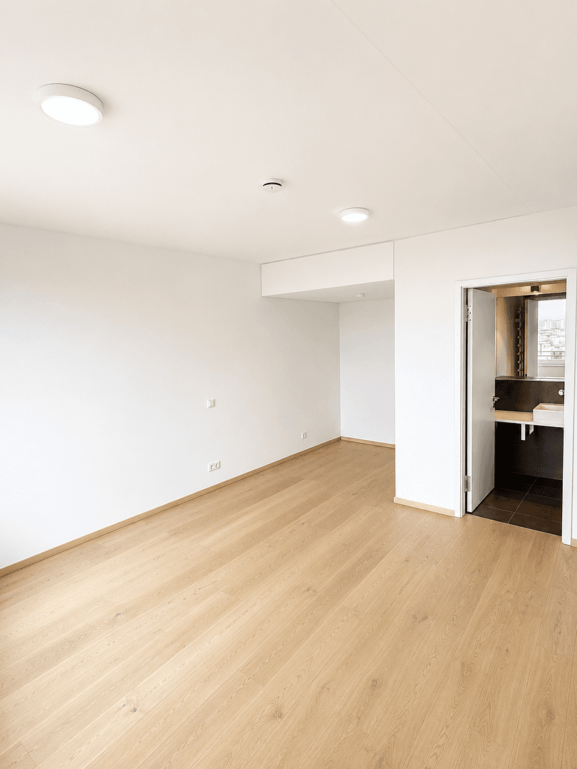 Prodej bytu 3+1 170 m², Europa-Allee 103, Frankfurt am Main, Hessen Prodej bytu 3+1 170 m², Europa-Allee 103, Frankfurt am Main, Hessen