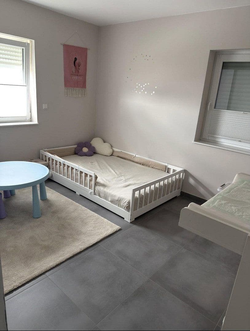 Pronájem domu 140 m², pozemek 750 m², Rotenburg, Dolní Sasko Pronájem domu 140 m², pozemek 750 m², Rotenburg, Dolní Sasko