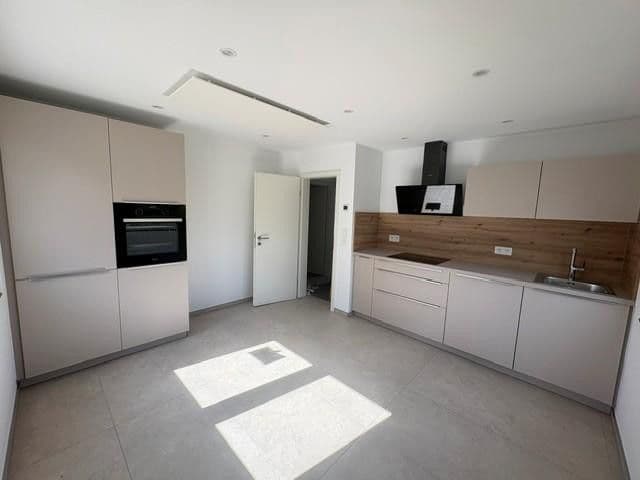 Pronájem bytu 2+1 65 m², Sindelfingen, Bádensko-Württembersko Pronájem bytu 2+1 65 m², Sindelfingen, Bádensko-Württembersko