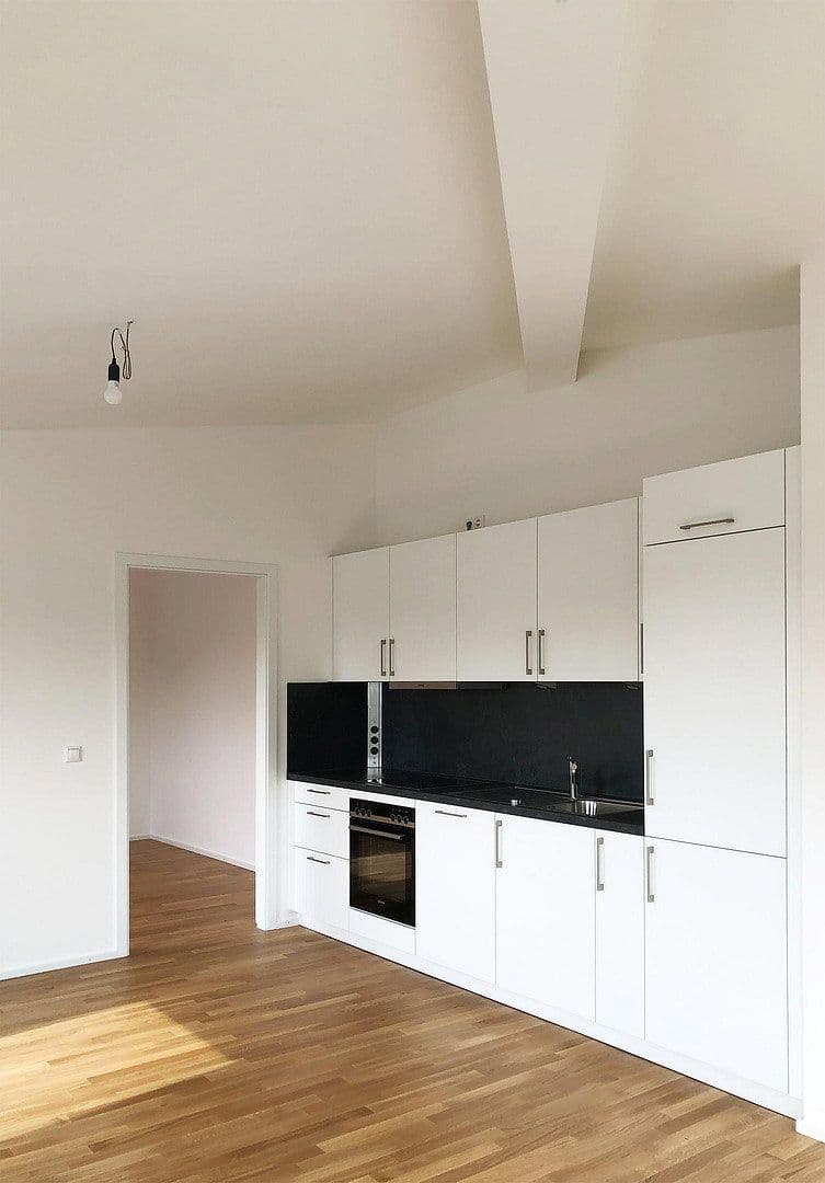 Pronájem bytu 2+1 50 m², Hohenlindner Straße 5, Feldkirchen, Bavorsko Pronájem bytu 2+1 50 m², Hohenlindner Straße 5, Feldkirchen, Bavorsko