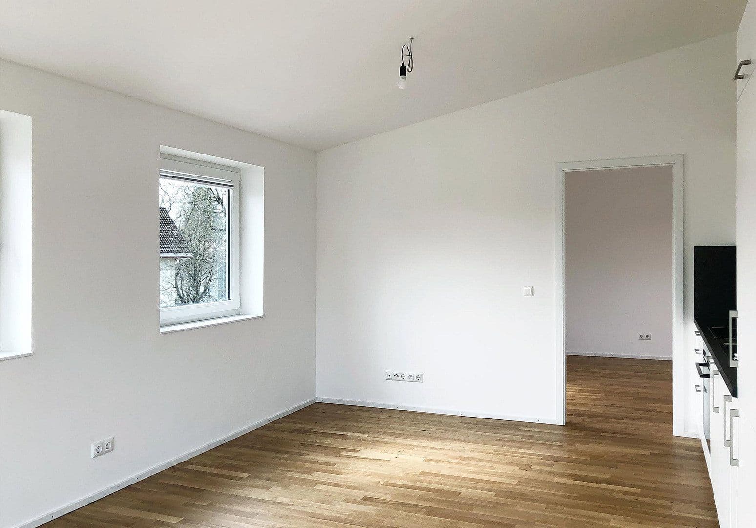 Pronájem bytu 2+1 50 m², Hohenlindner Straße 5, Feldkirchen, Bavorsko Pronájem bytu 2+1 50 m², Hohenlindner Straße 5, Feldkirchen, Bavorsko