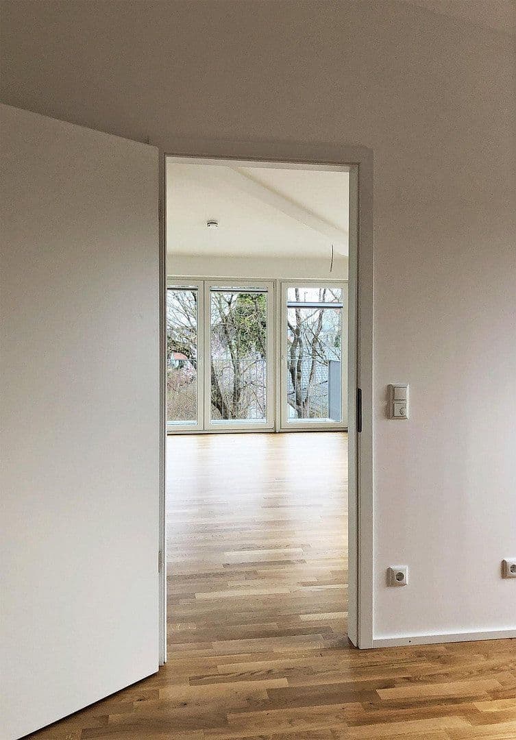 Pronájem bytu 2+1 50 m², Hohenlindner Straße 5, Feldkirchen, Bavorsko Pronájem bytu 2+1 50 m², Hohenlindner Straße 5, Feldkirchen, Bavorsko