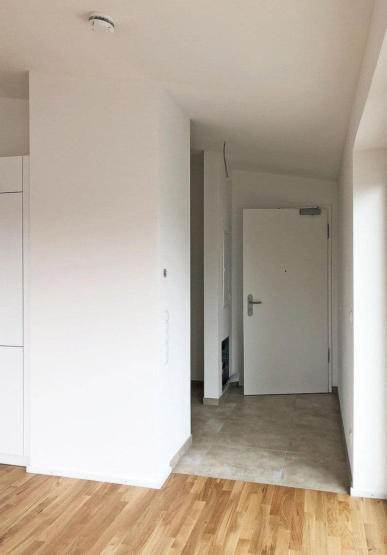 Pronájem bytu 2+1 50 m², Hohenlindner Straße 5, Feldkirchen, Bavorsko Pronájem bytu 2+1 50 m², Hohenlindner Straße 5, Feldkirchen, Bavorsko