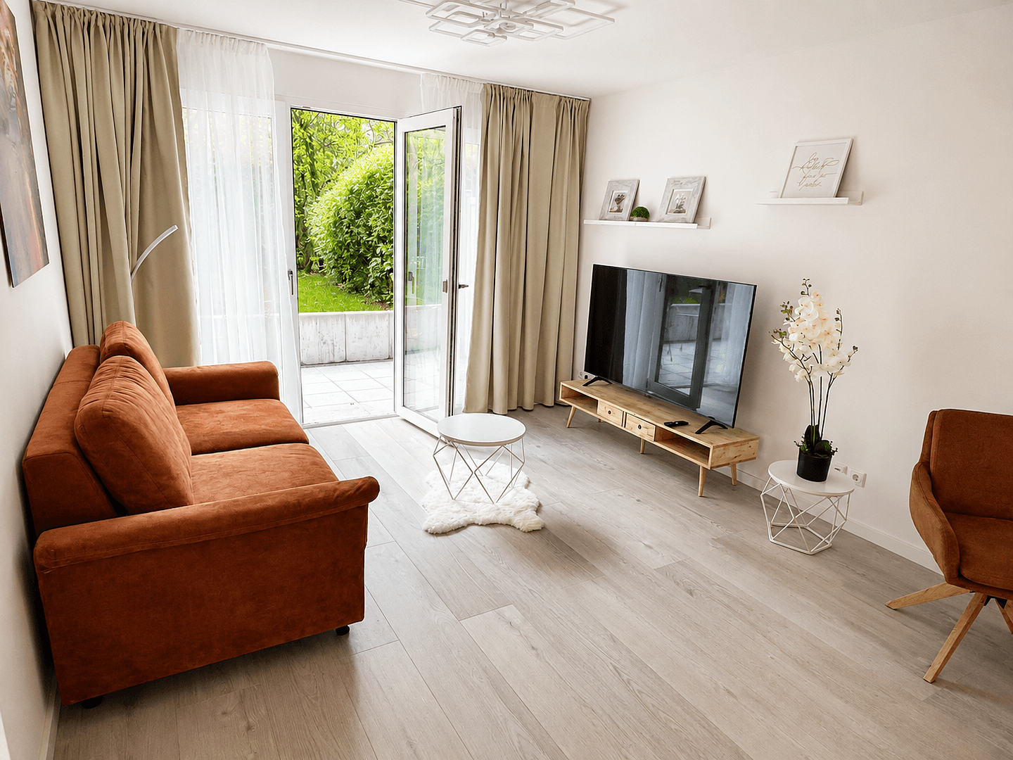 Pronájem bytu 3+1 71 m², Kleine Alexanderstraße 7, Berlin, Berlín Pronájem bytu 3+1 71 m², Kleine Alexanderstraße 7, Berlin, Berlín