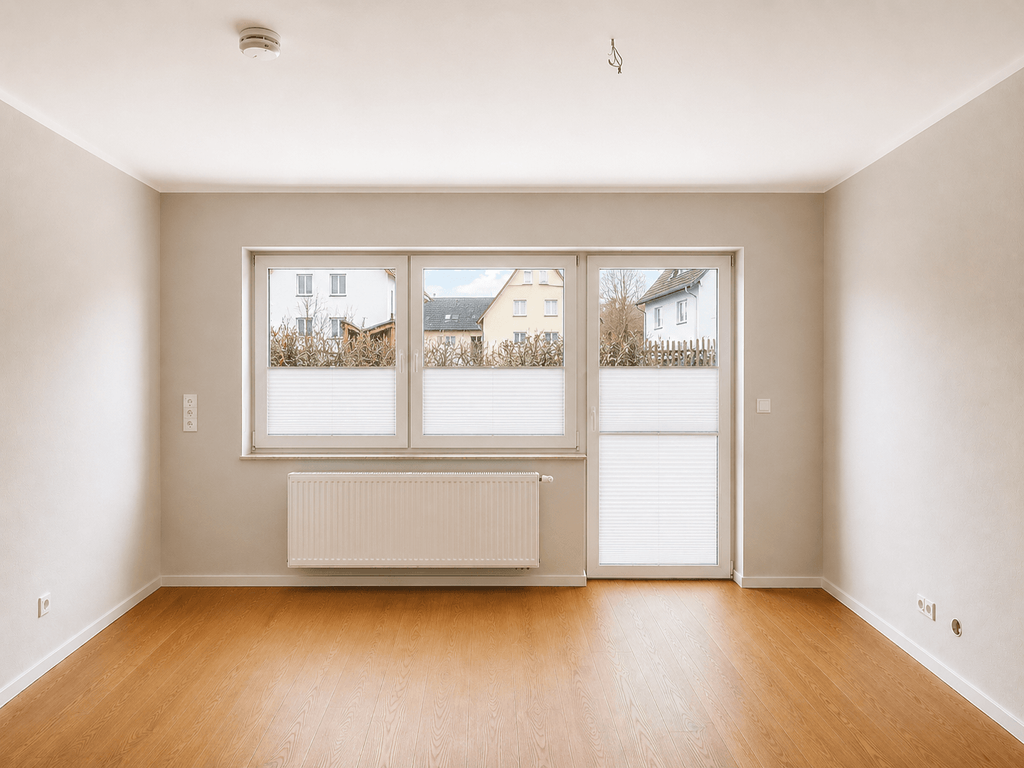Pronájem bytu 5+1 119 m², An der Post 13, Weinböhla, Sasko Pronájem bytu 5+1 119 m², An der Post 13, Weinböhla, Sasko