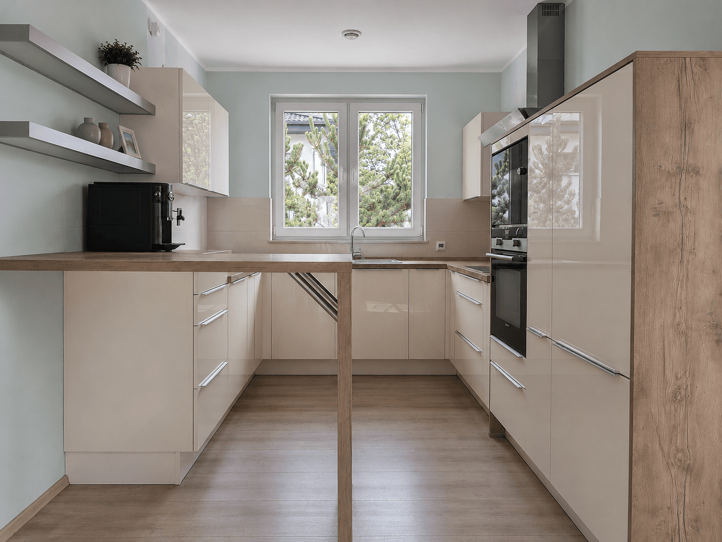 Prodej domu 146 m², pozemek 903 m², Witten, Severní Porýní-Vestfálsko Prodej domu 146 m², pozemek 903 m², Witten, Severní Porýní-Vestfálsko