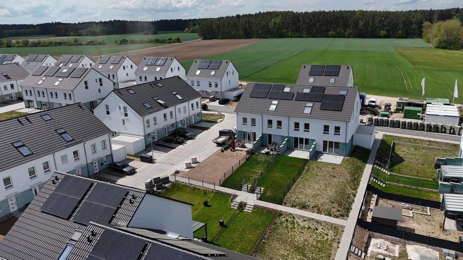 Pronájem domu 141 m², pozemek 169 m², Am Brünnle 14, Roth, Bavorsko Pronájem domu 141 m², pozemek 169 m², Am Brünnle 14, Roth, Bavorsko