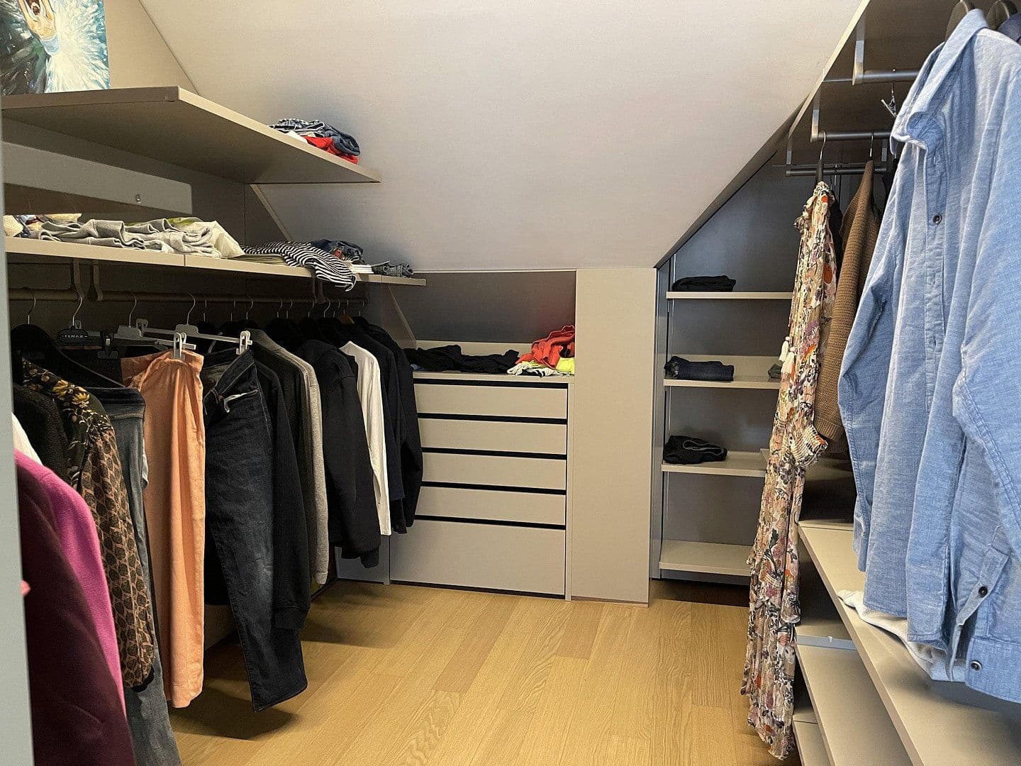 Pronájem bytu 5+1 224 m², Düsseldorf, Severní Porýní-Vestfálsko Pronájem bytu 5+1 224 m², Düsseldorf, Severní Porýní-Vestfálsko