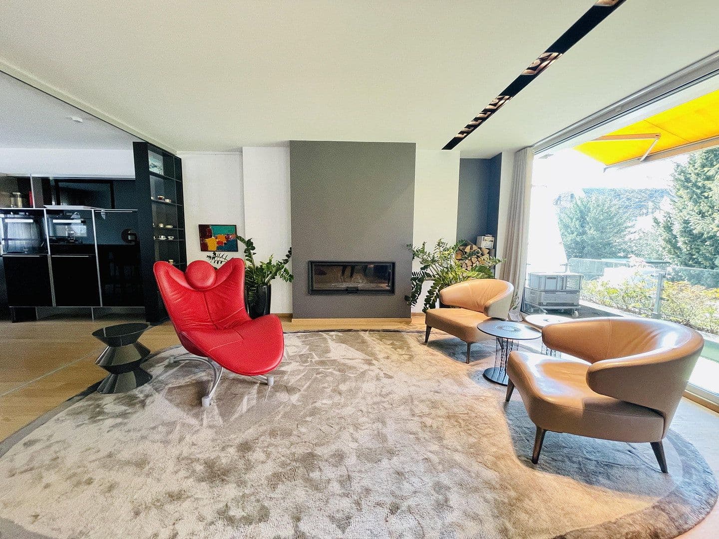 Pronájem bytu 5+1 224 m², Düsseldorf, Severní Porýní-Vestfálsko Pronájem bytu 5+1 224 m², Düsseldorf, Severní Porýní-Vestfálsko