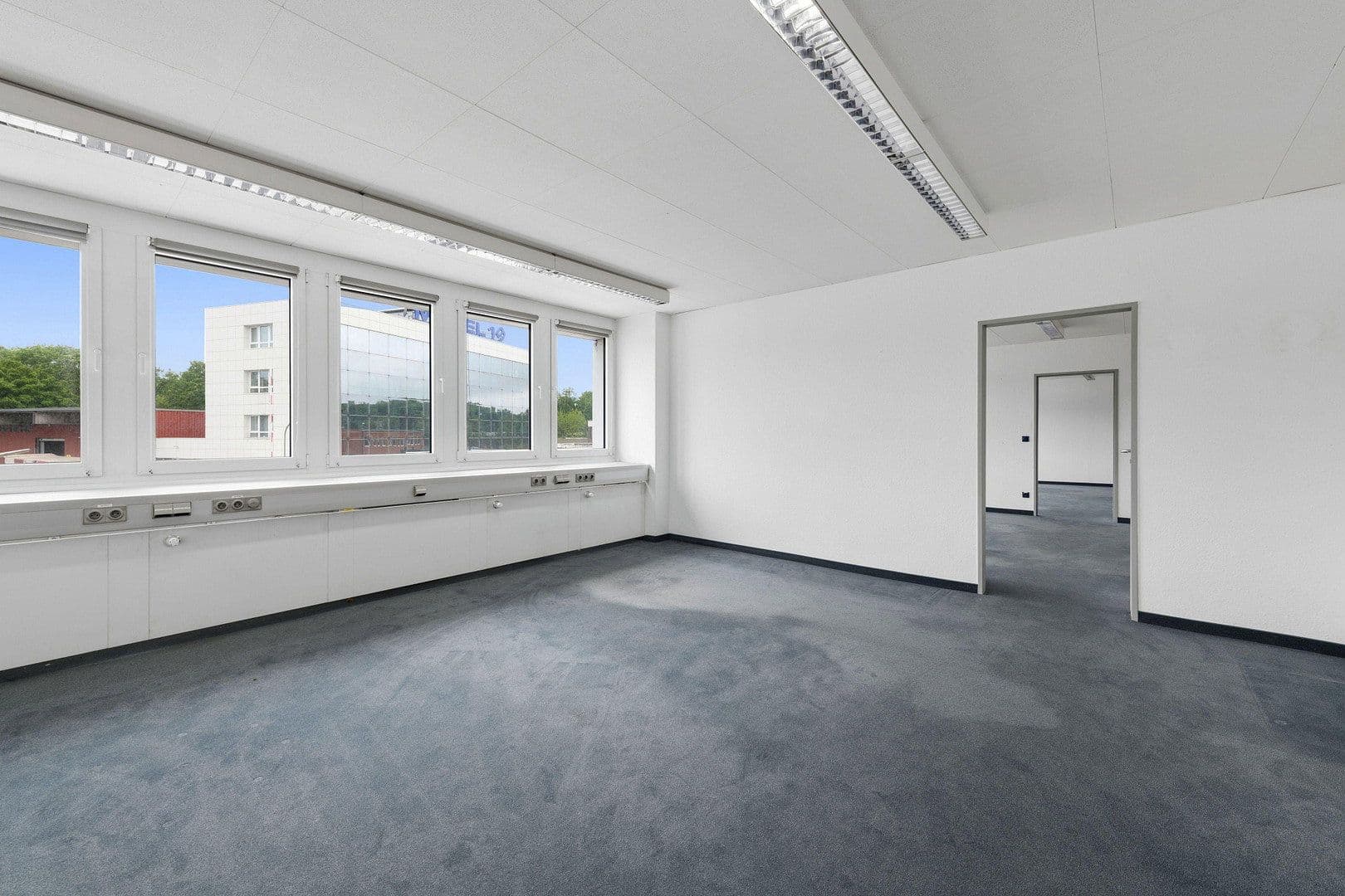 Pronájem kanceláře 646 m², Moselstr. 14, Neuss, Severní Porýní-Vestfálsko Pronájem kanceláře 646 m², Moselstr. 14, Neuss, Severní Porýní-Vestfálsko