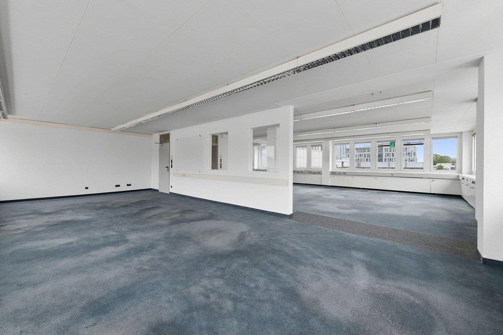 Pronájem kanceláře 646 m², Moselstr. 14, Neuss, Severní Porýní-Vestfálsko Pronájem kanceláře 646 m², Moselstr. 14, Neuss, Severní Porýní-Vestfálsko