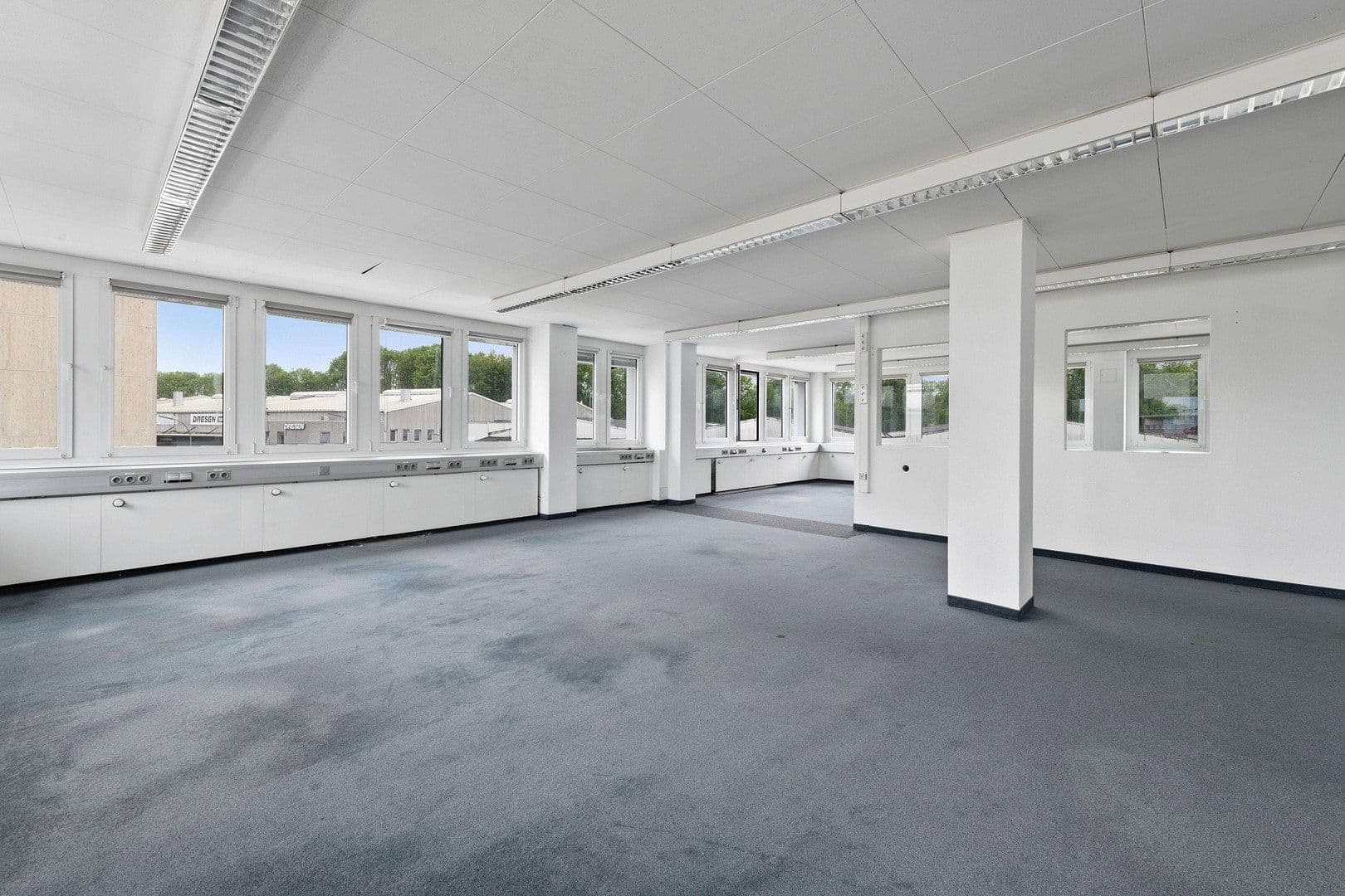 Pronájem kanceláře 646 m², Moselstr. 14, Neuss, Severní Porýní-Vestfálsko Pronájem kanceláře 646 m², Moselstr. 14, Neuss, Severní Porýní-Vestfálsko