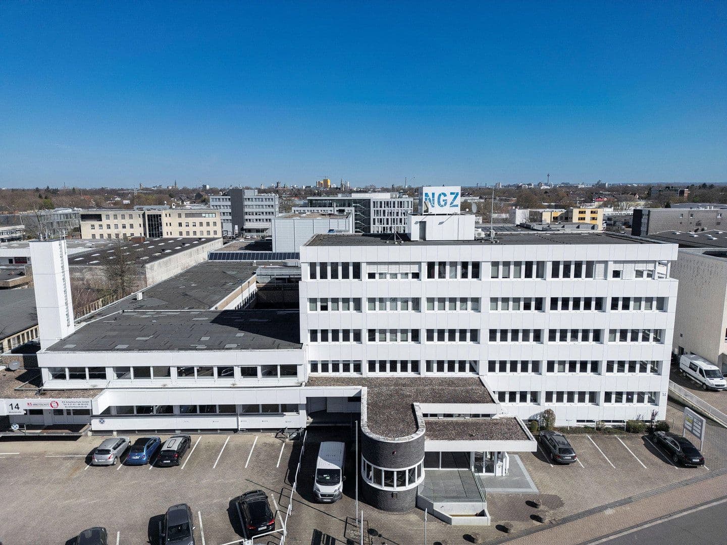 Pronájem kanceláře 646 m², Moselstr. 14, Neuss, Severní Porýní-Vestfálsko Pronájem kanceláře 646 m², Moselstr. 14, Neuss, Severní Porýní-Vestfálsko