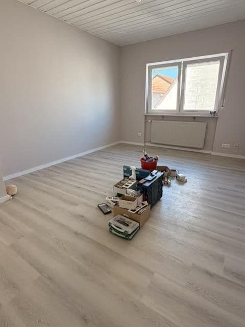 Pronájem bytu 4+1 126 m², Römerberg, Porýní-Falc Pronájem bytu 4+1 126 m², Römerberg, Porýní-Falc