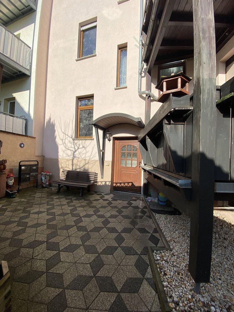 Pronájem bytu 4+1 100 m², Starohrad, Durynsko Pronájem bytu 4+1 100 m², Starohrad, Durynsko